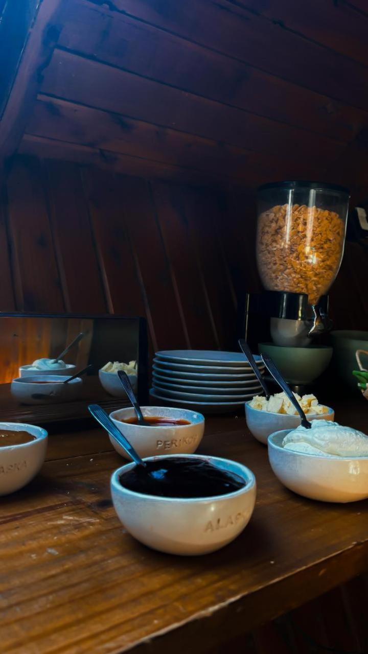 סן קרלוס דה ברילוצ'ה Alaska Patagonia Hostel מראה חיצוני תמונה