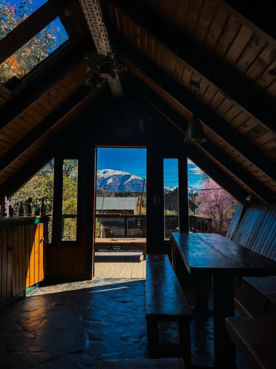 סן קרלוס דה ברילוצ'ה Alaska Patagonia Hostel מראה חיצוני תמונה